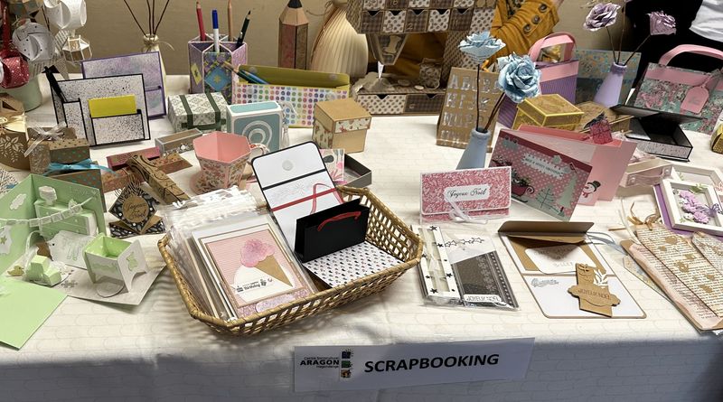 2025 10 Scrapbooking 1